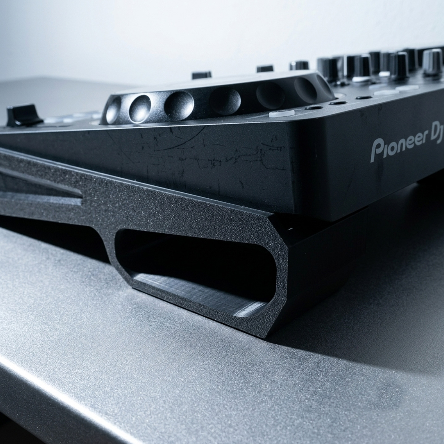 DJコントローラースタンドライザー、パイオニアDDJ-FLX - Dj Turntable Direct Drive のレビューと価格