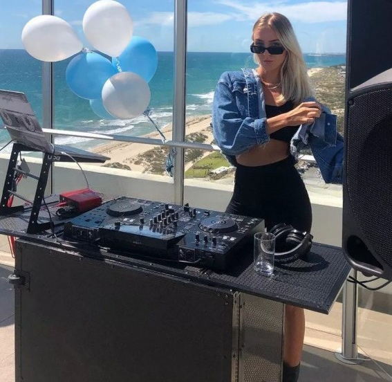 ポータブル折りたたみ式DJブースフライトケーステーブルモバイ - Dj Stand Table Foldable のレビューと価格